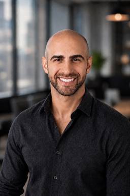 Matteo Ceurvels Headshot