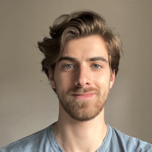 Analyst profile picture