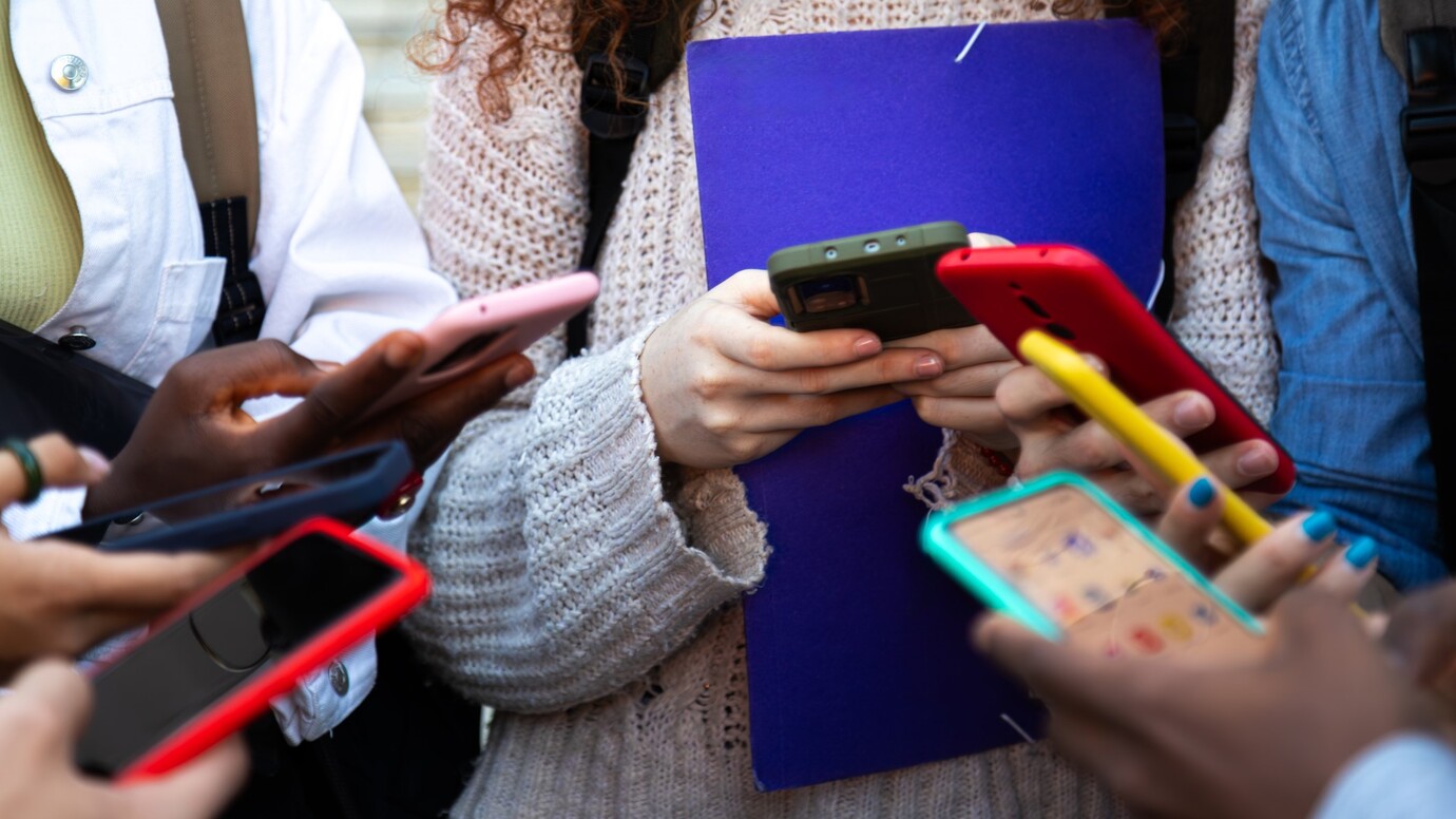 US Teen Digital Habits 2025